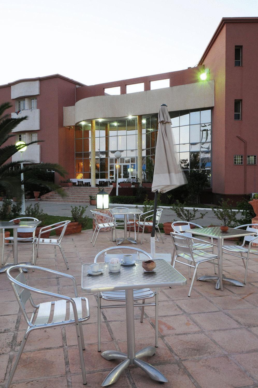 Hotel Du Parc Tunis Exterior photo